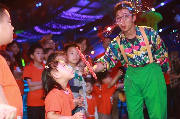 Shanghai Happy Valley invites you for a magical world