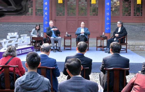 Nobel literature laureates share thoughts on storytelling