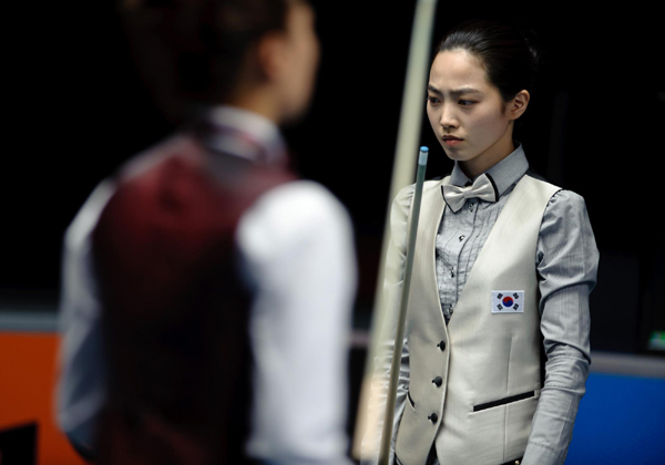 美麗臺球:潘曉婷vs車俞嵐