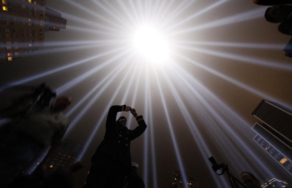 US ceremonies mark 9/11 attacks
