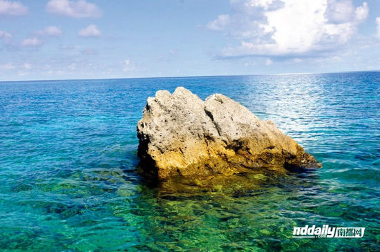 Nanyan, the main reef of Huangyan Island Nanyan, the main reef of Huangyan Island