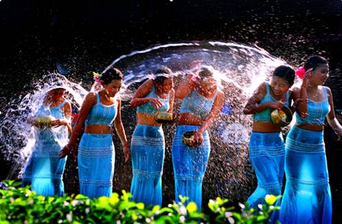 幸福經(jīng)濟：云南正當時——訪云南省經(jīng)濟研究院院長段鋼