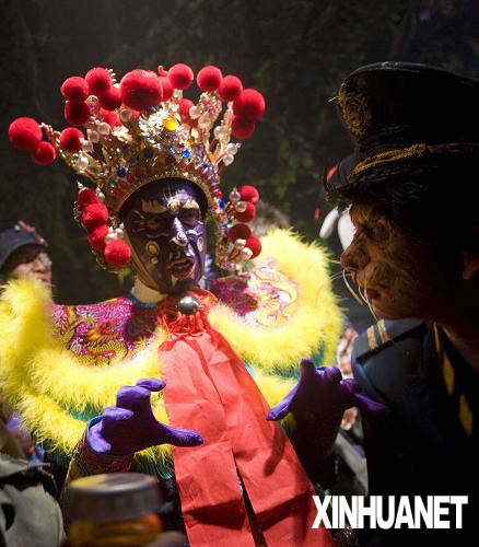 香港海洋公園“游魂野鬼”為萬(wàn)圣節(jié)預(yù)熱(組圖)