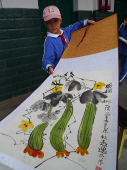 多彩圖書室點(diǎn)亮地震災(zāi)區(qū)孩童人生(組圖)